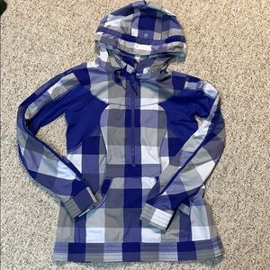 Lululemon lightweight pullover jacket